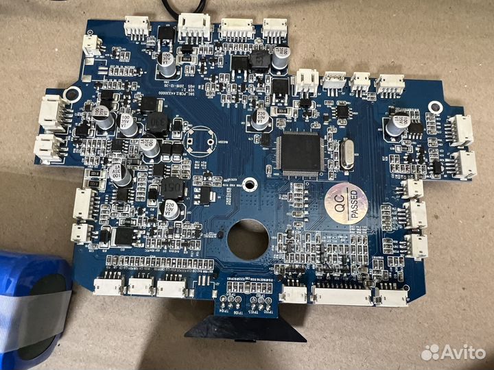 Запчасти робота пылесоса Hyundai h-vcrq90