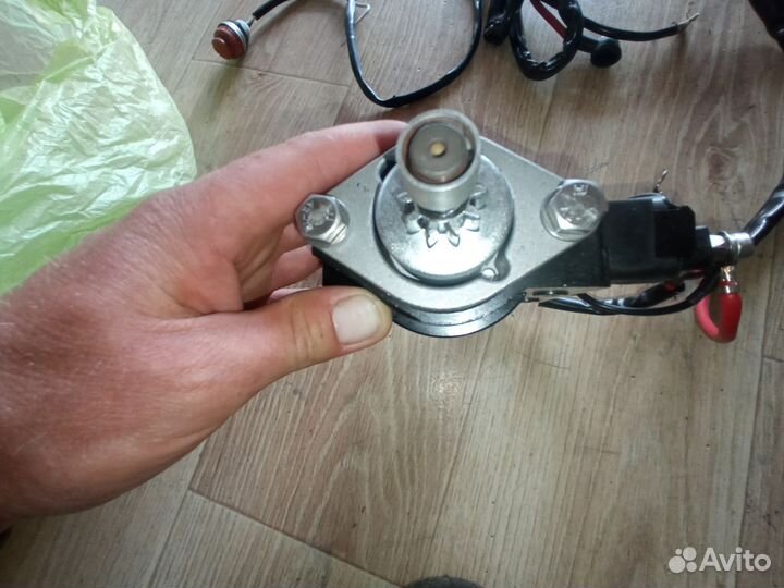 Стартер лодочного мотора Ямаха 9.9