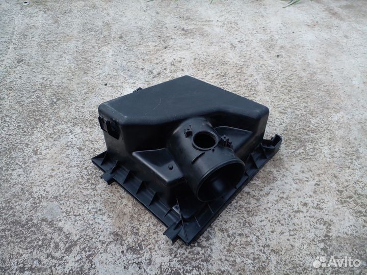 Накладка правая левая жабо фара toyota rav 4 xa50