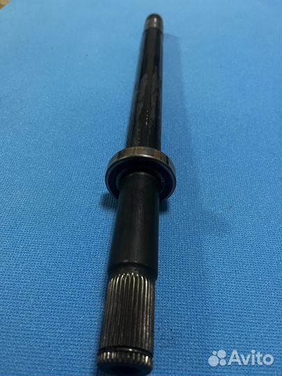 Промежуточный вал GLK