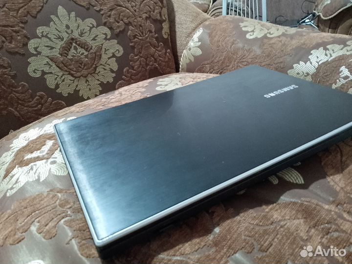 Ноутбук Samsung NP305V5A на запчасти