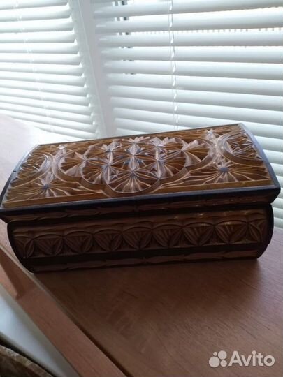 Шкатулка деревянная, ручной работы