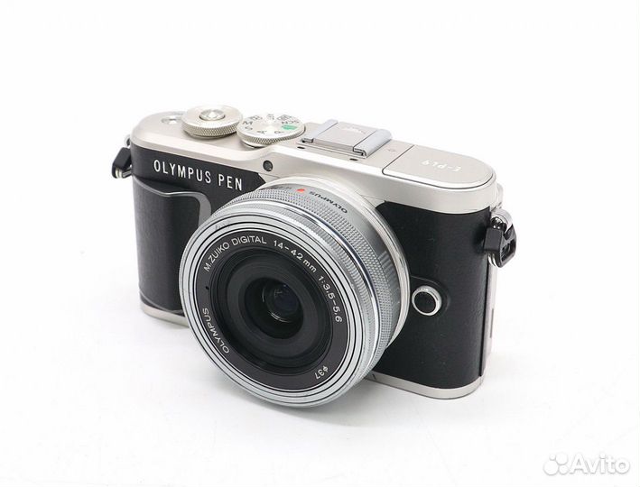 Olympus Pen E-PL9 kit (пробег 3770 кадров)