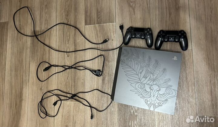 PlayStation 4 Pro The Last Of Us Limited edition