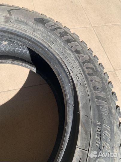 Goodyear UltraGrip Ice Arctic SUV 225/65 R17 102T