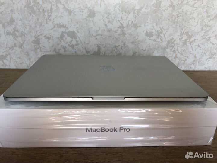 Apple MacBook Pro 13 2017 8/128/i5 рст