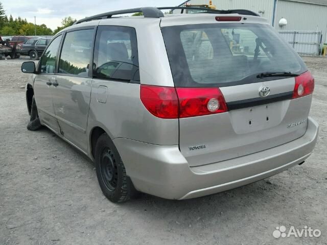 Разбор на запчасти Toyota Sienna 2