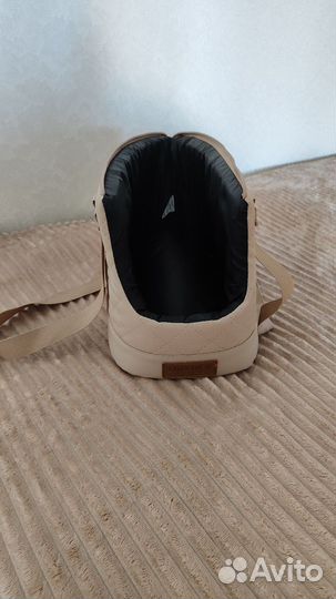 Переноска для домашнего животного