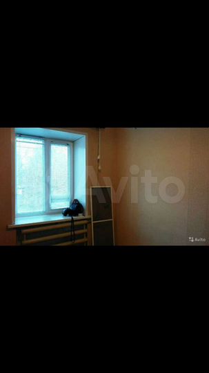 Комната 9 м² в 3-к., 4/5 эт.