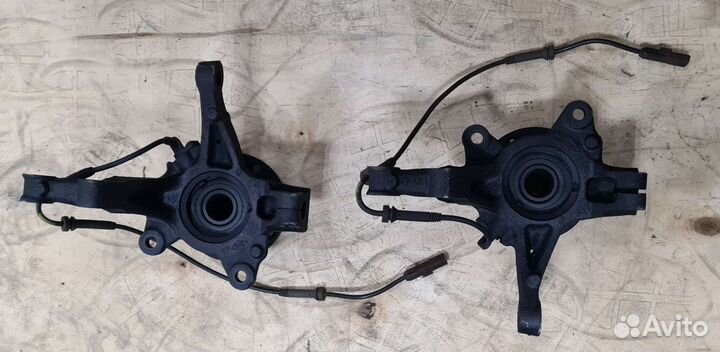 Кулак поворот Цапфа Ступ. Renault sandero stepway2