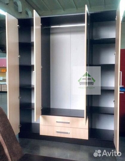 Шкаф распашной