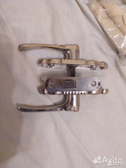 Ручки для межкомнатной двери