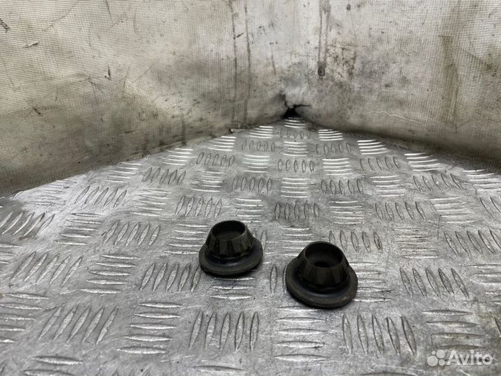 Подушка радиатора Nissan X-Trail T31 MR20DE 2009