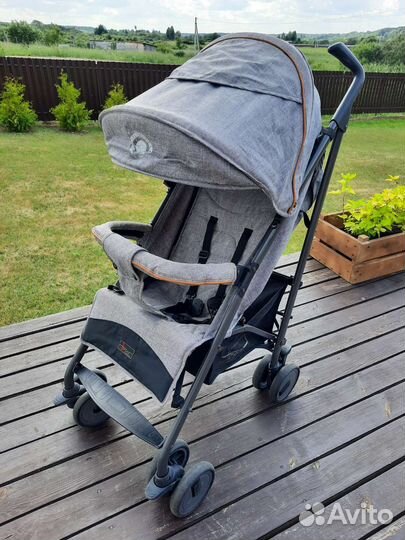 Прогулочная коляска трость
