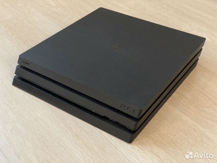 Sony playstation 4 pro 7208b 1 tb