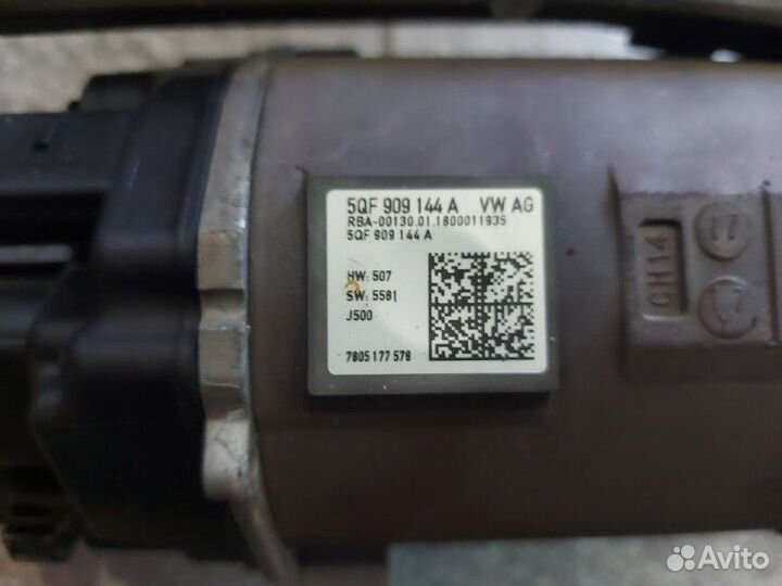 Рулевая рейка Volkswagen Tiguan 2 DBG 016762 2018