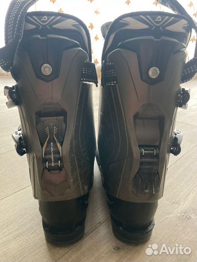 Горнолыжные ботинки