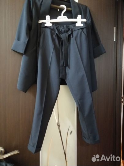 Брючный костюм для девочки 128