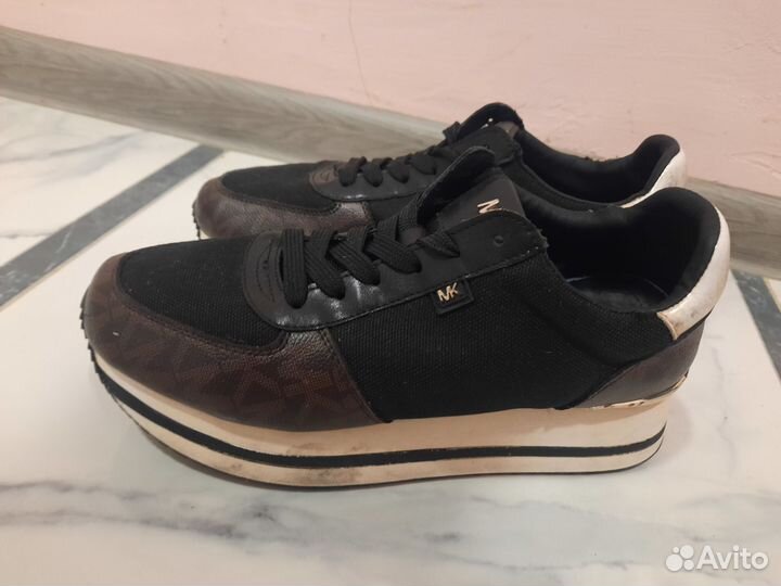 Michael kors кроссовки 39 размер