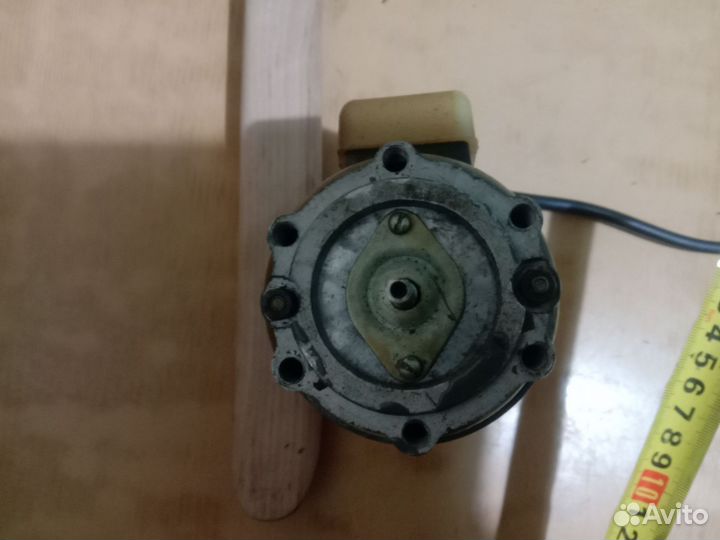 Электродвигатель 220в