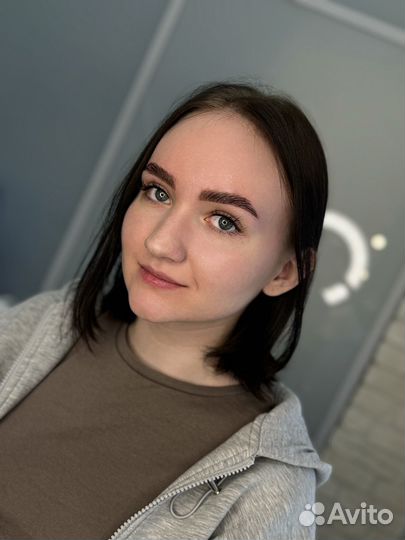 Мастер бровист