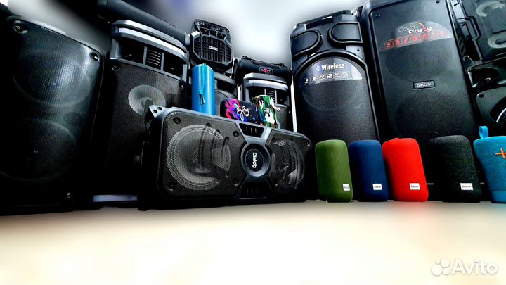 Большая блютуз колонка новые магазин с микрофоном
