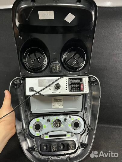 Центральная консоль в сборе Гранта Новая завод