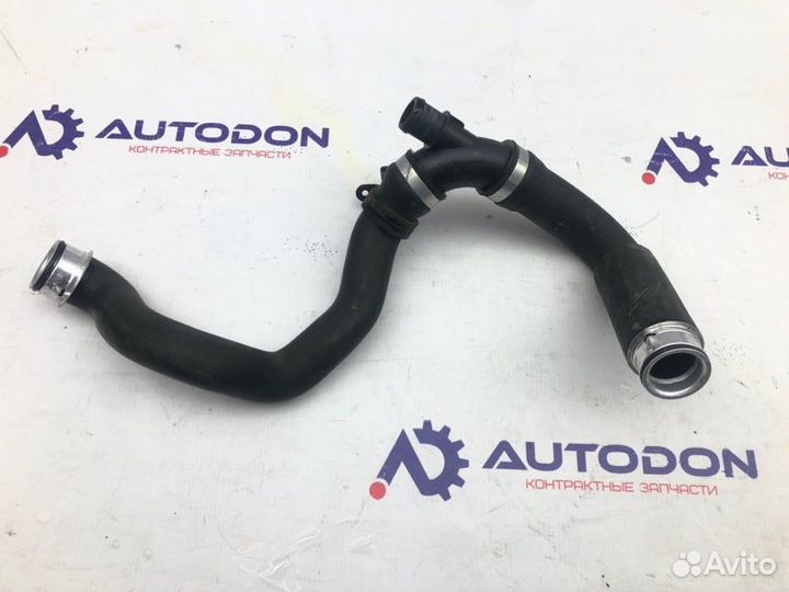 Патрубок радиатора Mercedes C-Class W203
