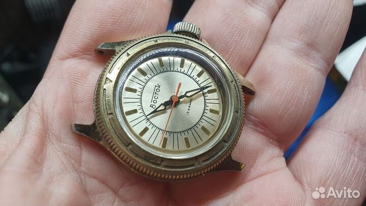 Наручные часы Восток СССР механика