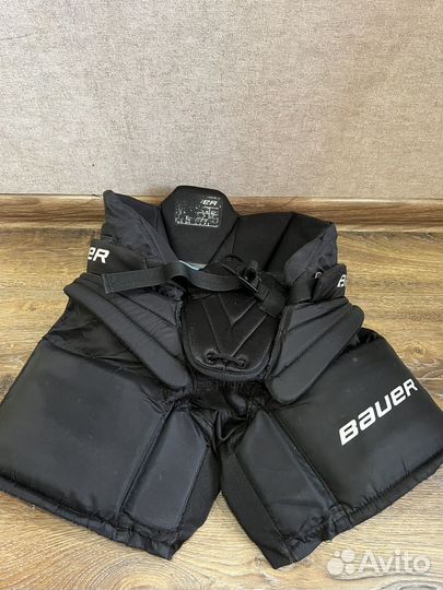 Хоккейные шорты вратаря Bauer supreme s