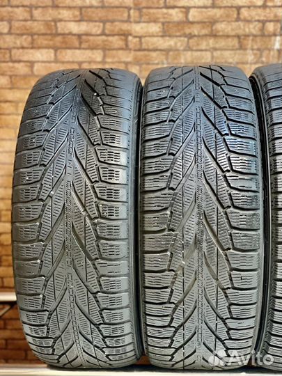 Nokian Tyres Hakkapeliitta R2 225/60 R17 103R