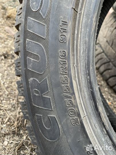 Bridgestone Ice Cruiser 7000 205/55 R16 T