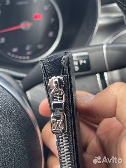 Держатель для карт и монет Louis Vuitton