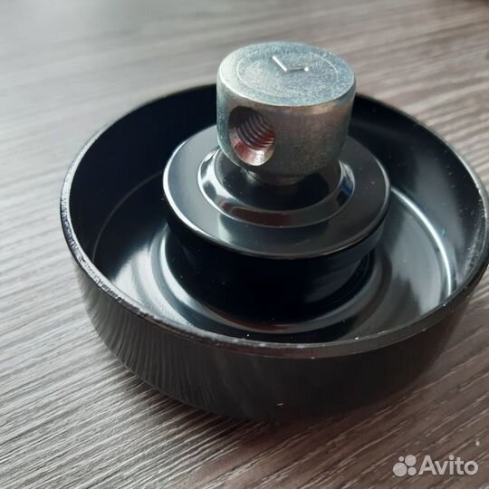 Ролик натяжной ремня конд nissan 11927AG30A