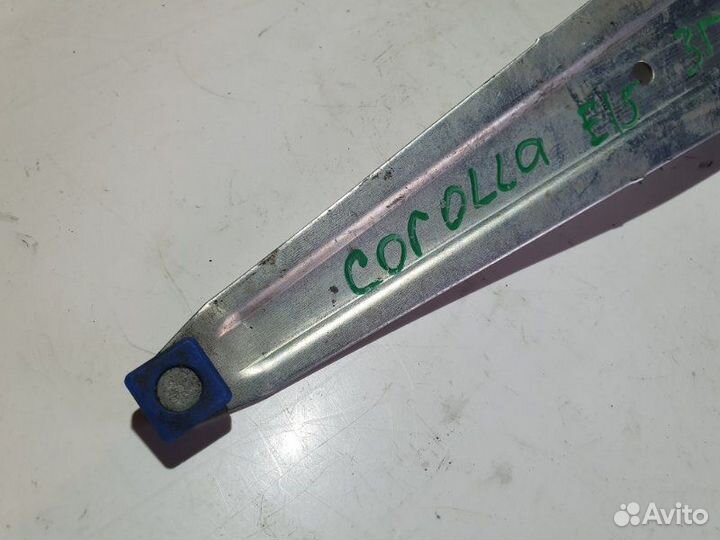 Стеклоподъемник задний правый Toyota Corolla E150