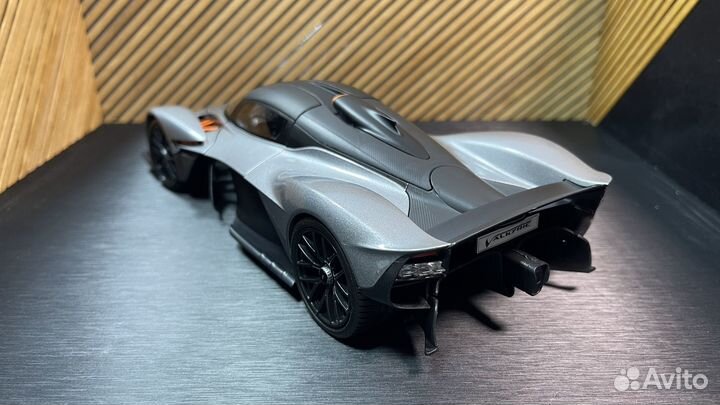 Aston Martin Valkyrie Maisto Масштаб 1/18