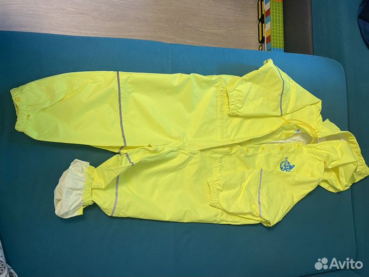 Одежда-обложка, дождевик