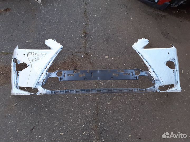 Передний бампер Lexus RX 2017