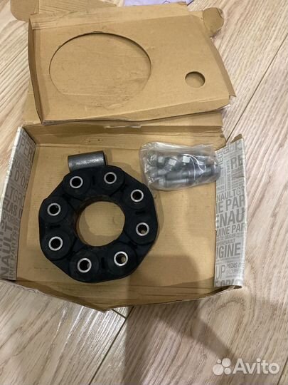 Эластичная муфта 370007837R