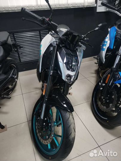 Мотоцикл Cfmoto 250 NK (ABS)