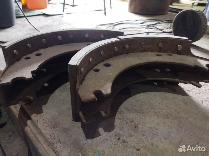 Тормозные колодки камаз