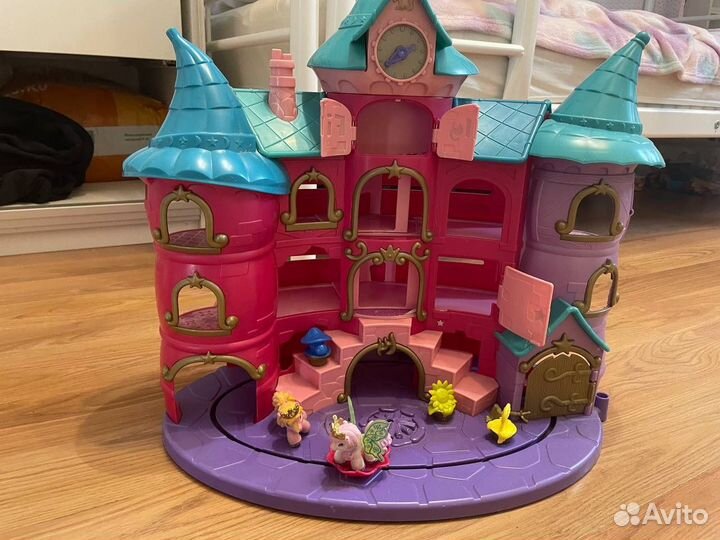 Игрушка Замок