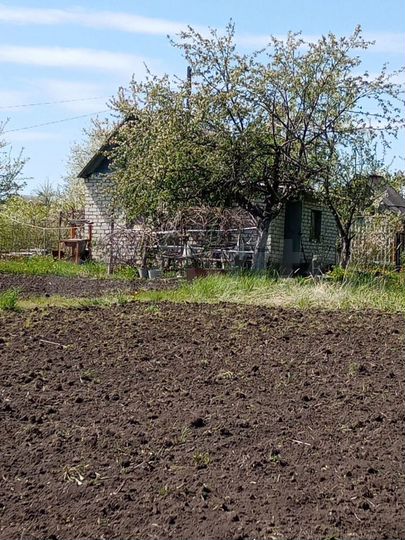 Дача 20 м² на участке 10 сот.