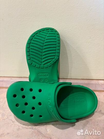 Саба сандалии crocs c12