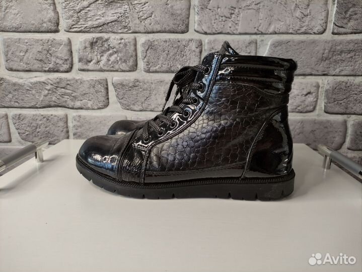 Ботинки демисезонные