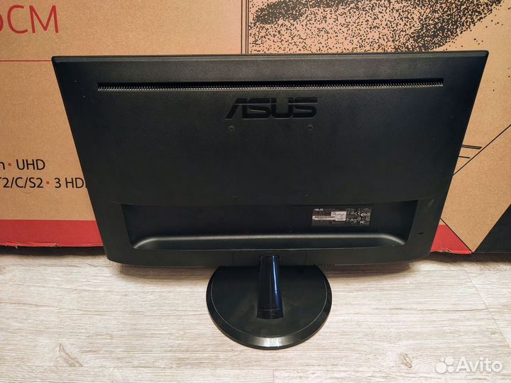 Asus 24