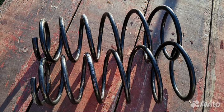 Пружина подвески задней KYB RI 6170