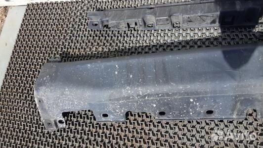 Накладка на порог BMW X5 E70 (1NT04GZ01)