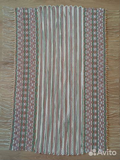 Коврик ручной работы 