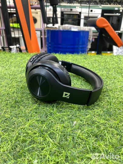 Беспроводные наушники Defender FreeMotion B552